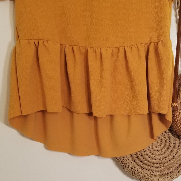 Mustard yellow short sleeve top - Picture 3 of 8